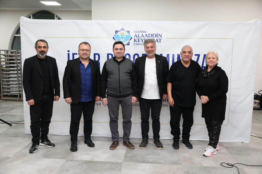 ALKU AILESI IFTARDA BULUSTU 6 - Mega TV