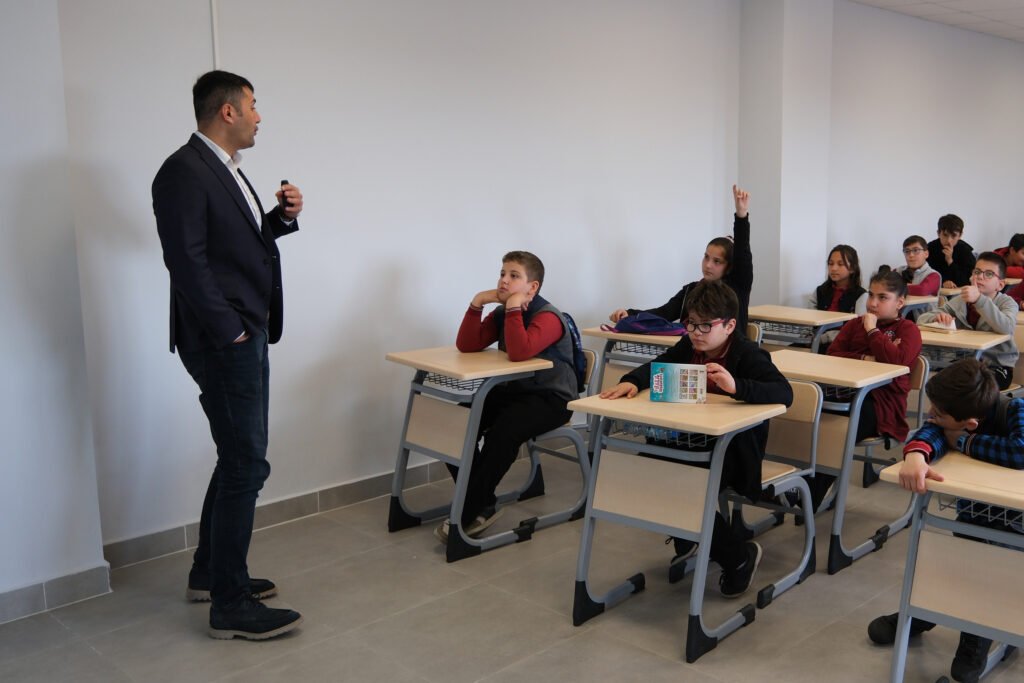 ANTRAY Yildiz Yolcularini yetistiriyor 5 - Mega TV