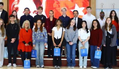 Gençler Antalya’da Bir Araya Geldi