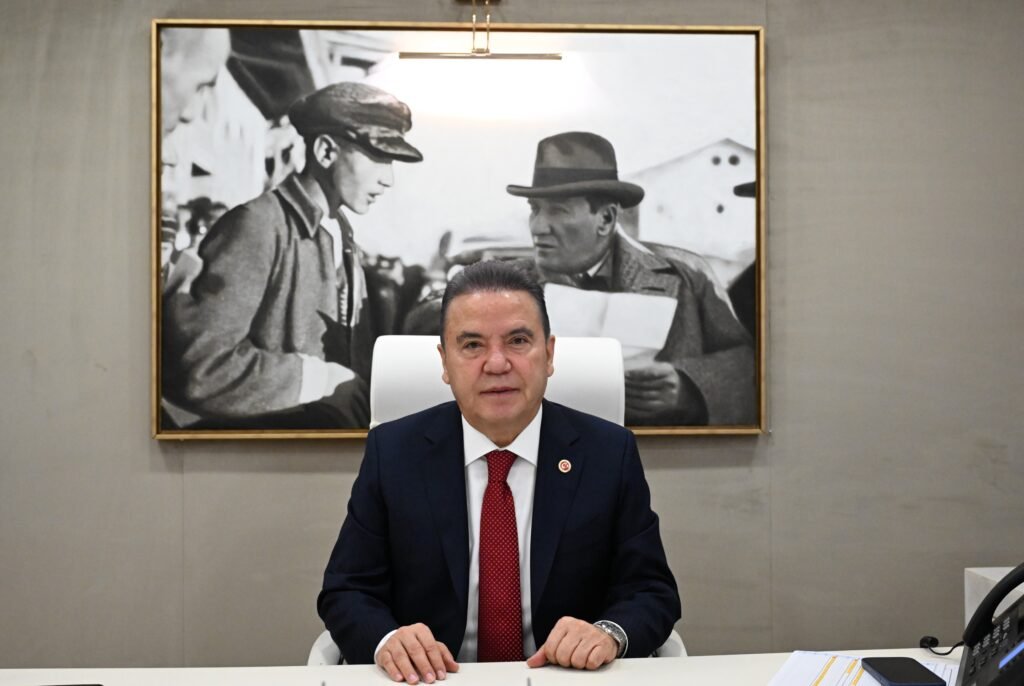 Başkan Muhittin Böcek'in 6 Mart Mesajı - Mega TV BASKAN MUHITTIN BOCEKIN 6 MART MESAJI 2 - Mega TV