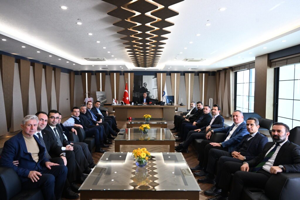 Baskan Antalyaspor ziyaret 6 - Mega TV