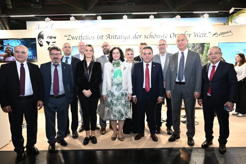 Baskan Muhittin Bocek Nurnberg Turizm Fuarina katildi 10 - Mega TV