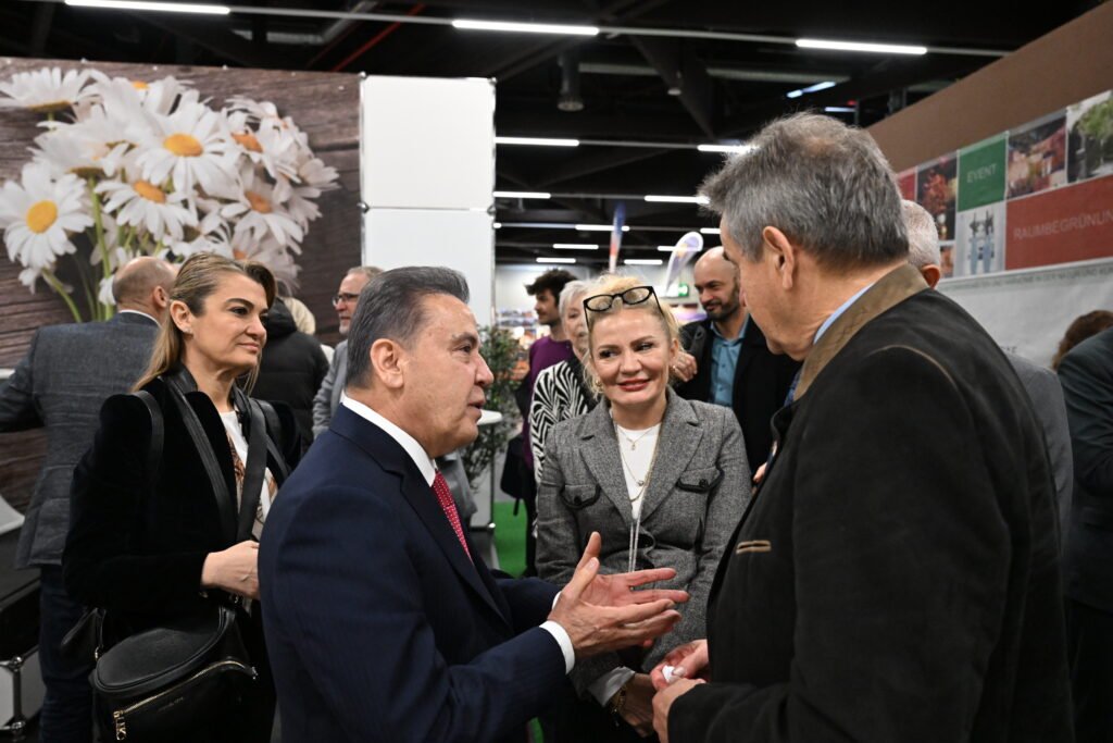 Baskan Muhittin Bocek Nurnberg Turizm Fuarina katildi 8 - Mega TV