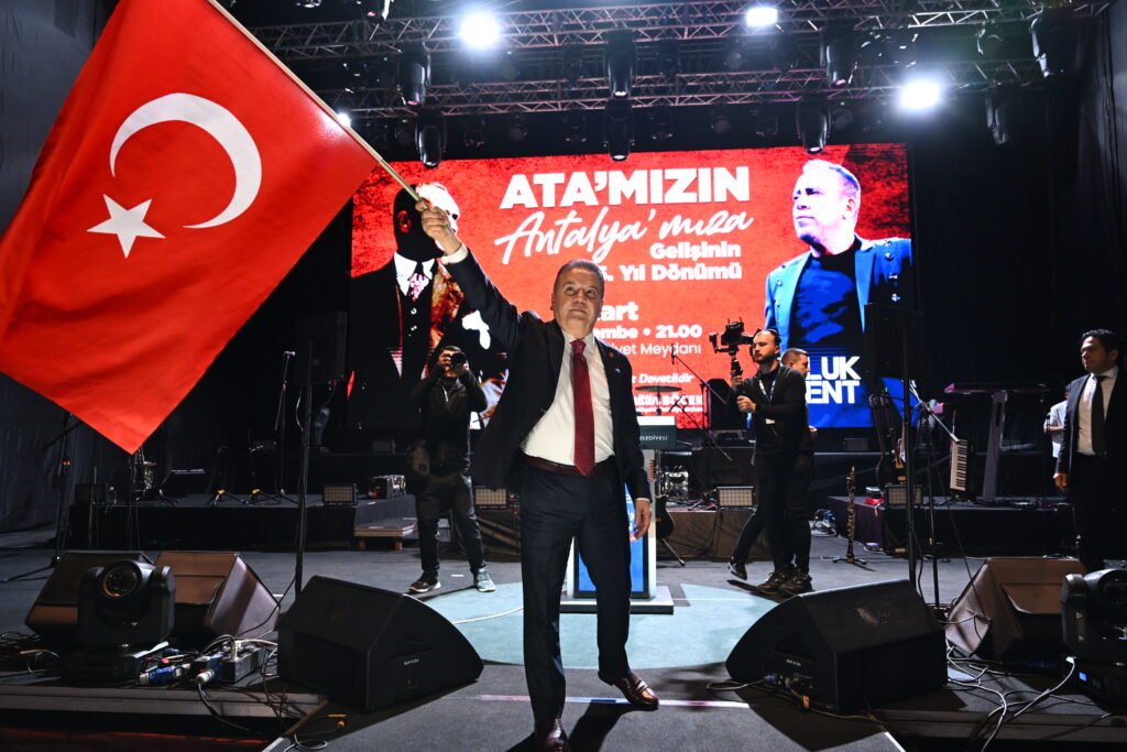 HALUK LEVENT KONSER 5 - Mega TV