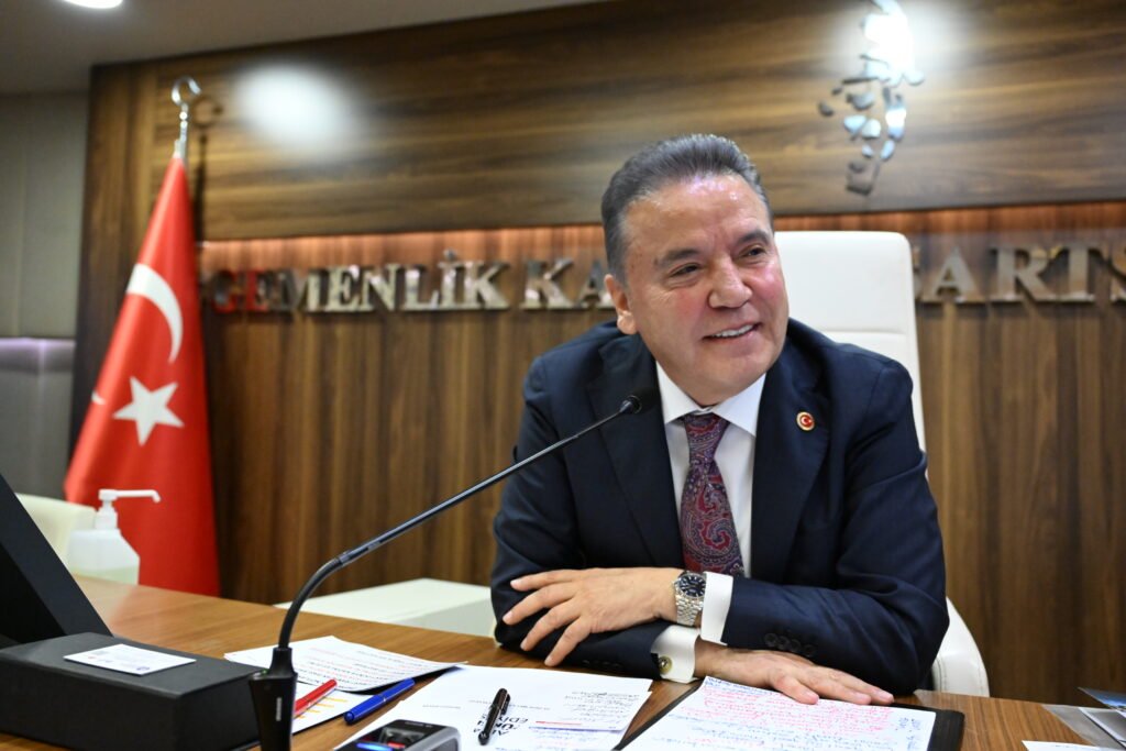Mart Ayi Meclis 6 - Mega TV