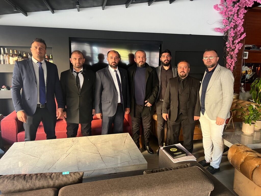 Veyseloğlu, Anahtar Parti Yönetimine Katıldı - Mega TV WhatsApp Image 2025 03 05 at 15.54.05 - Mega TV
