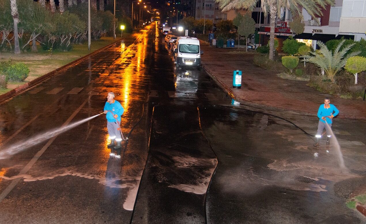 Alanya Belediyesi’nden Bayram Öncesi Temizlik