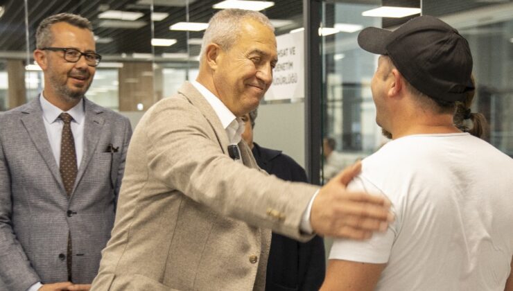 Başkan Özçelik, Personelle Bayramlaştı