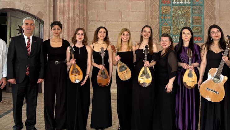 ALKÜ Eğitim Fakültesi Konseri Alanyalılardan Tam Not Aldı