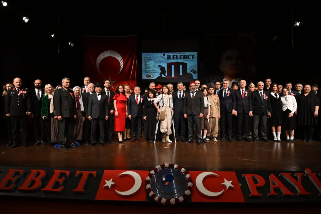 Çanakkale Zaferi’nin 110’uncu Yılı Törenle Anıldı - Mega TV canakkale anma toreni 23 - Mega TV