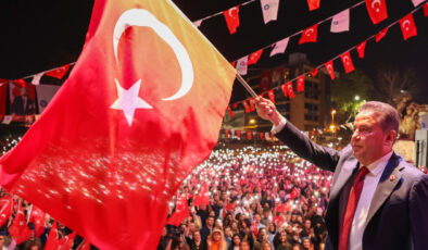 ANTALYA CUMHURİYET MEYDANI’NDA UNUTULMAZ GECE