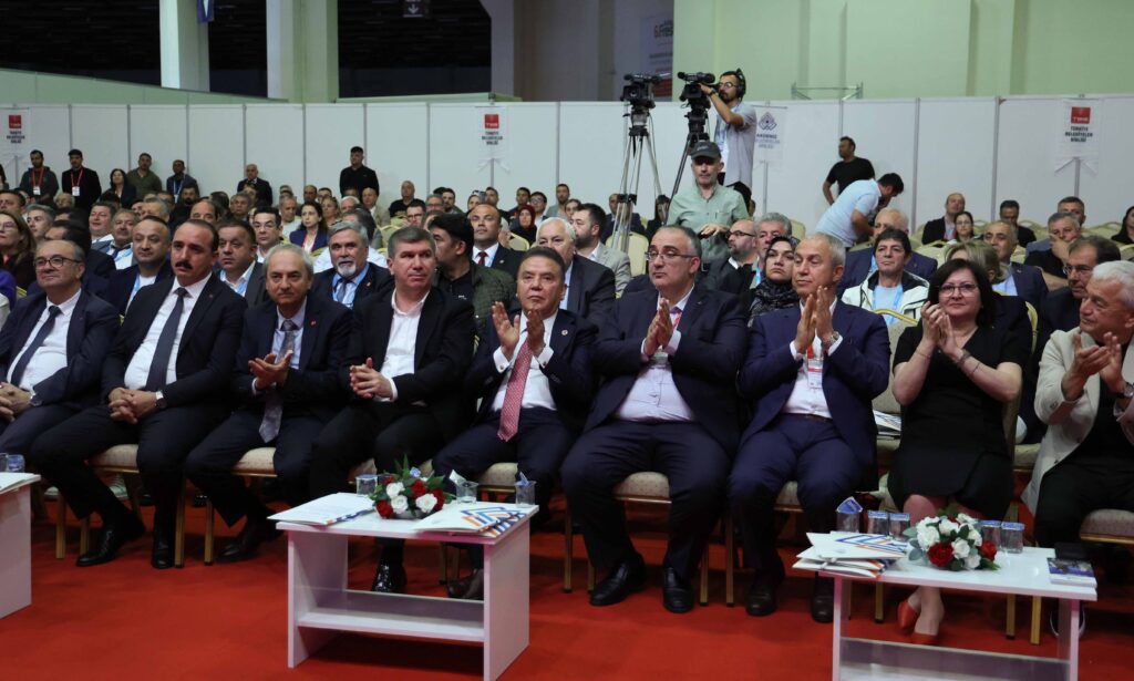 Belediyeciligin kalbi Antalyada atti 10 - Mega TV