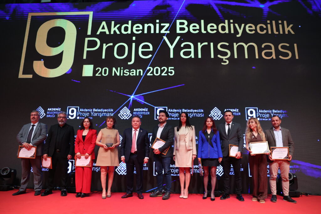 Belediyeciligin kalbi Antalyada atti 7 - Mega TV
