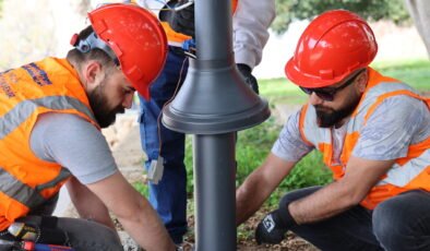 Büyükşehir Atatürk Parkı’nın Işıklandırmalarını Yeniledi