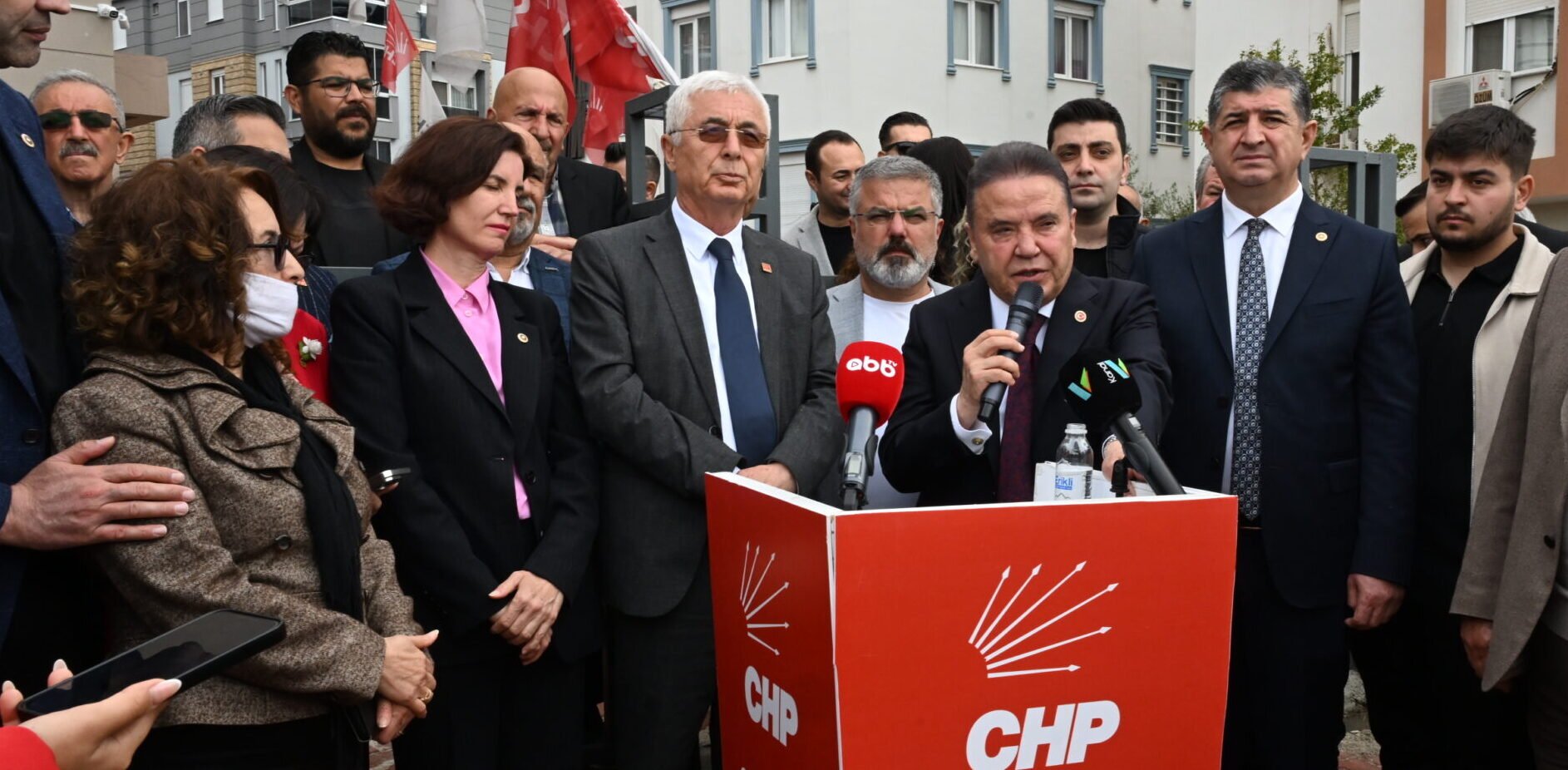 Başkan Böcek Partililerle Bayramlaştı