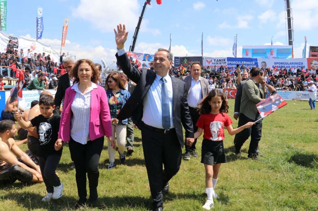 GAZİPAŞA YAĞLI GÜREŞLERİ’NE GERİ SAYIM BAŞLADI - Mega TV WhatsApp Image 2025 04 09 at 12.53.56 - Mega TV