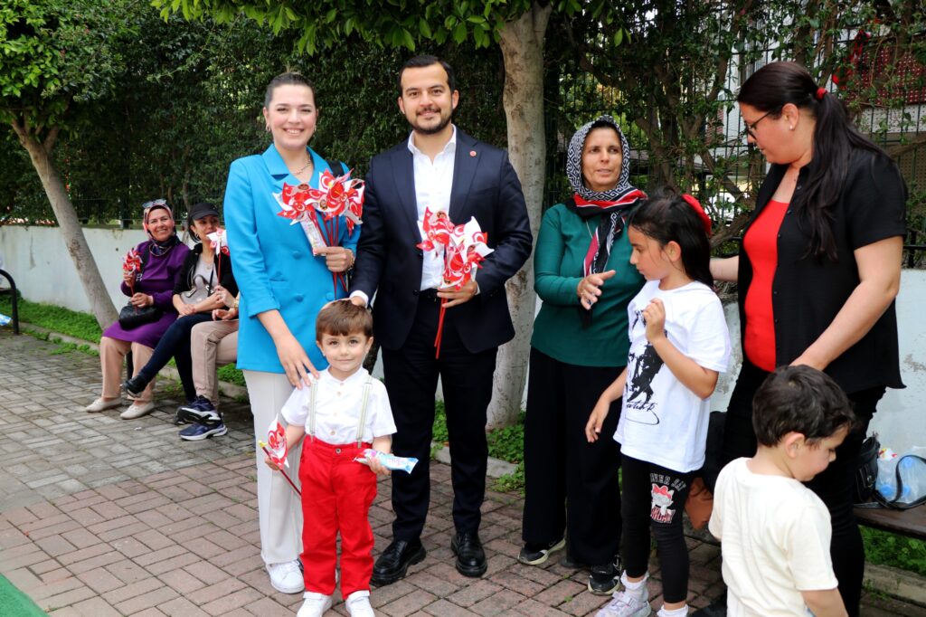 BALON PARK ÇOCUKLARIN YÜZÜNÜ GÜLDÜRÜYOR - Mega TV WhatsApp Image 2025 04 24 at 16.14.13 - Mega TV