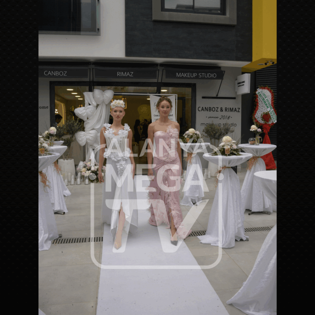 White And Red Modern Breaking News Instagram Post 52 - Mega TV