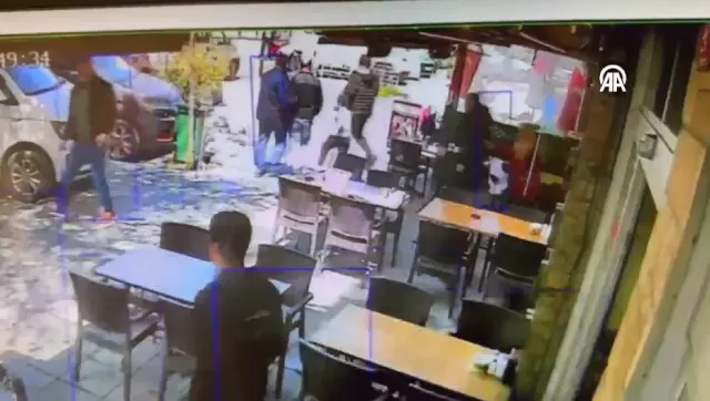 İstanbul'da 6.2 Büyüklüğünde Deprem: Vatandaşlar Kendilerini Sokaklara Attı - Mega TV deprem ani istanbul da bir is yerinin guvenlik 18542484 9401 m - Mega TV