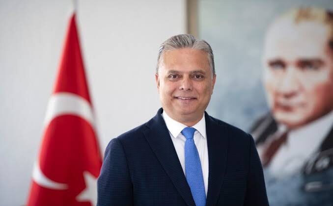 Ümit Uysal CHP Genel Başkan Adaylığından Çekildi