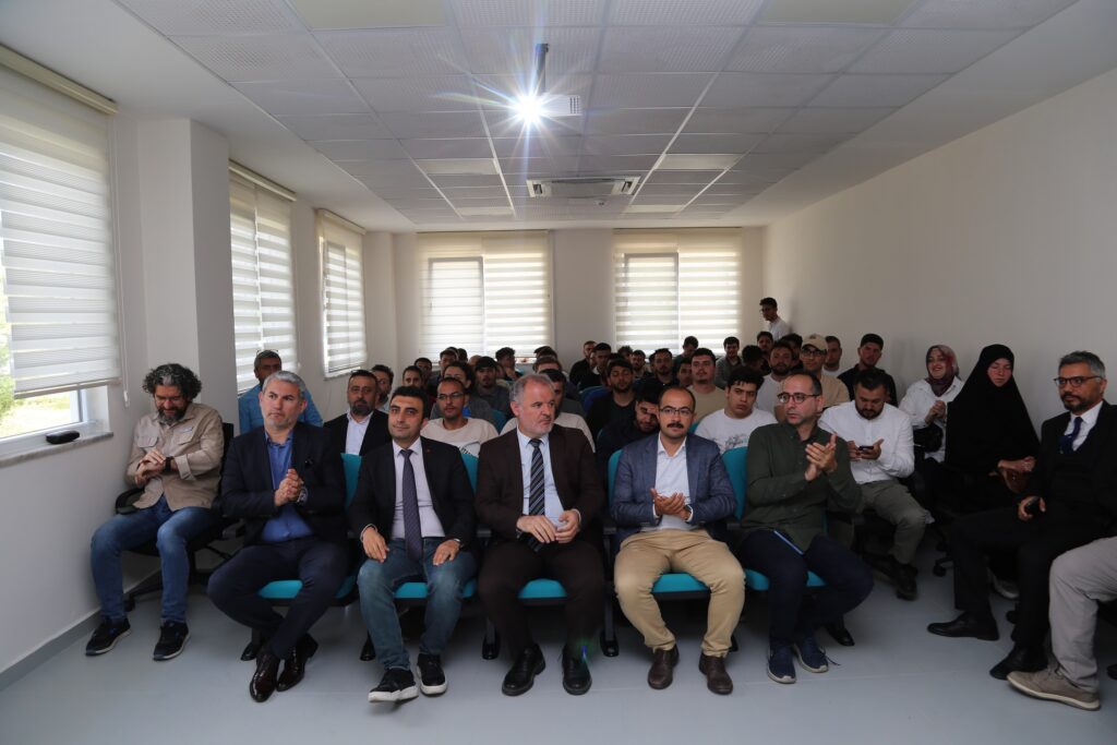 ALANYA TEKMERDE GIRISIMCILIK ANLATILDI 3 - Mega TV