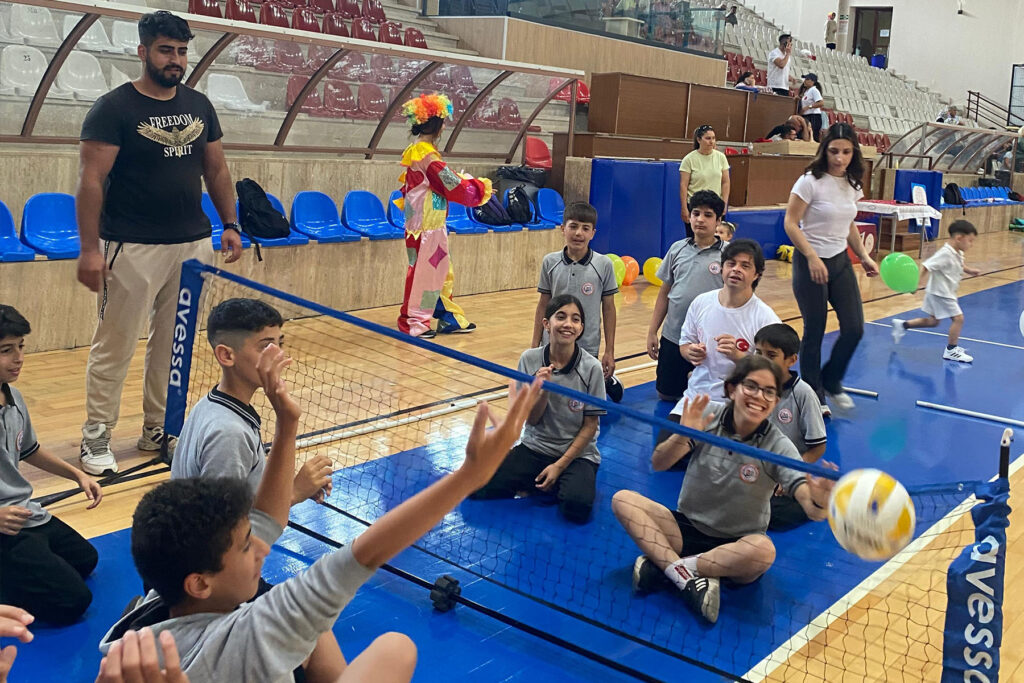 ALKUDE ENGELLER KALKTI Engelsiz Kent 2 - Mega TV