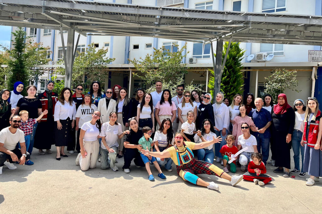 ALKUDE ENGELLER KALKTI dogamizda hareket var 2 - Mega TV