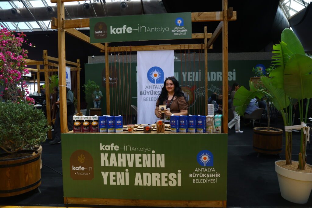 Antalya Coffee Festte kahve tutkunlari bulustu 1 - Mega TV