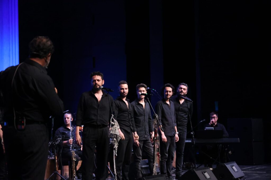Antalya Sehir Tiyatrolarindan muhtesem sezon finali 1 - Mega TV