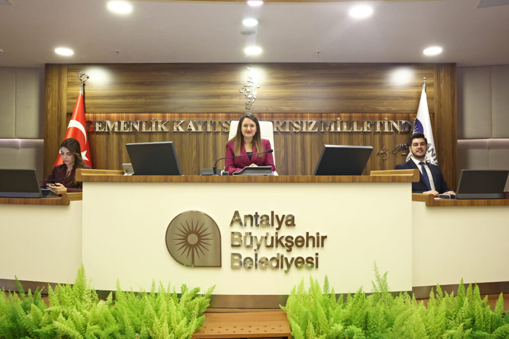 Buyuksehir Mayis Ayi Devam Meclis 2 - Mega TV