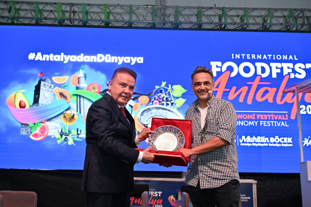 4.FoodFest Antalya Uluslararası Gastronomi Festivali Başladı - Mega TV Gastronomi Festivali Acilis 7 - Mega TV