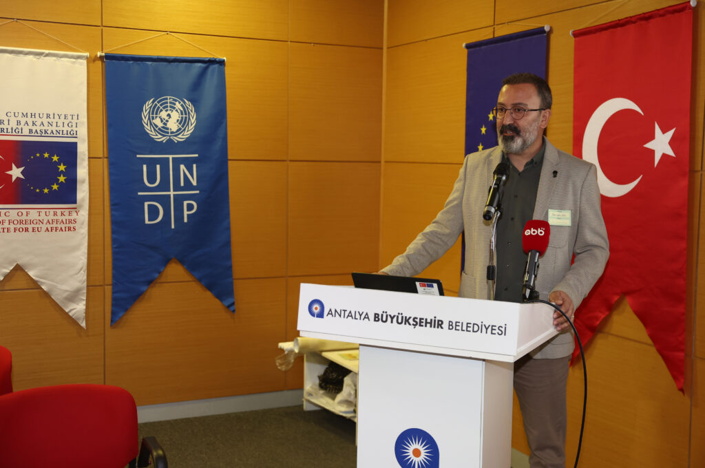 Orman yanginlarinda atiklarin rolu projesi basladi 2 - Mega TV