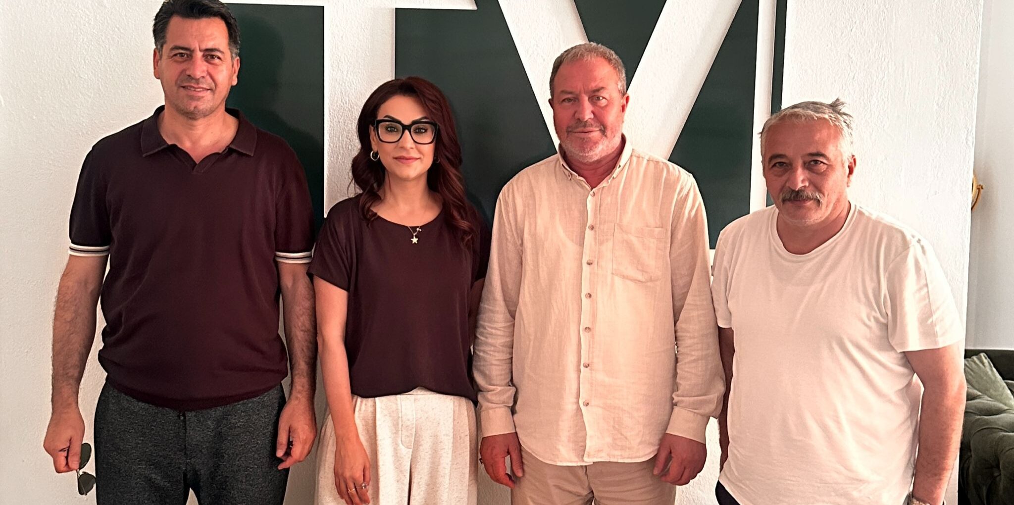 Meral Çetiner'e Hayırlı Olsun Ziyareti - Mega TV WhatsApp Image 2025-05-17 at 09.04.17 (1)