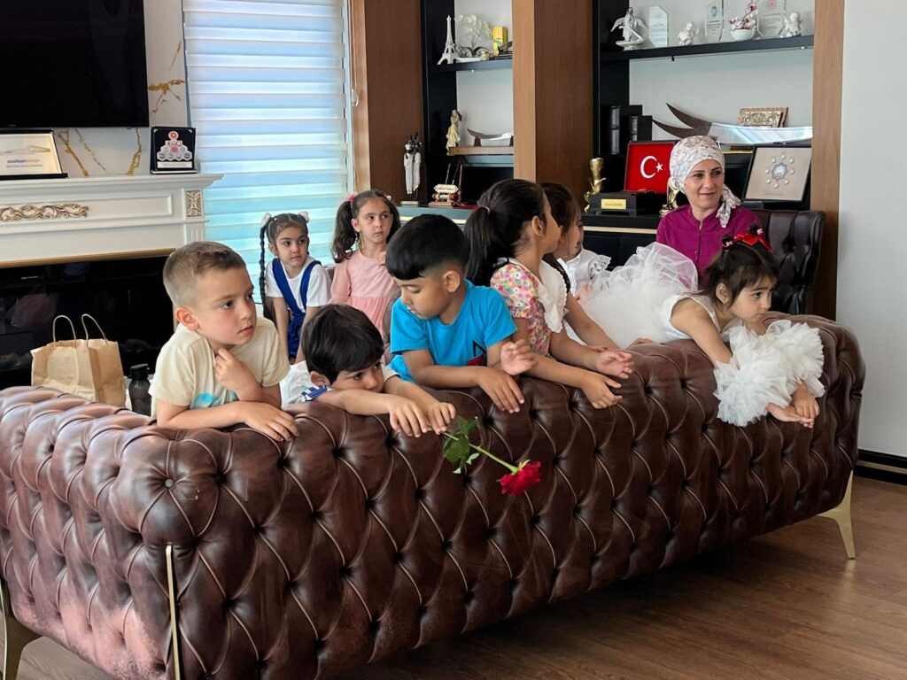 Ahmet Keleşoğlu Anaokulu’ndan TSK Güçlendirme Vakfı’na Ziyaret - Mega TV WhatsApp Image 2025 05 21 at 15.43.58 3 - Mega TV