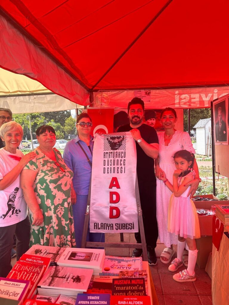 Komşuculuk Ruhuyla Atatürkçülük Buluştu: ADD'den Festival'de Güçlü Mesaj - Mega TV WhatsApp Image 2025 05 25 at 16.44.59 1 - Mega TV