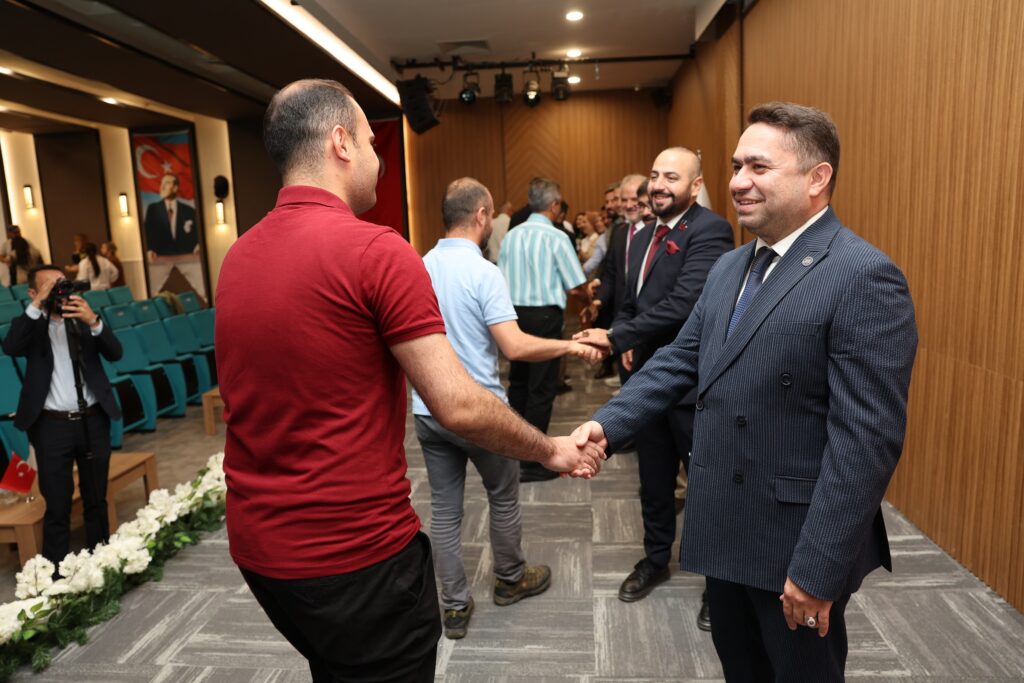 ALKU AILESI BAYRAMLASTI 6 - Mega TV