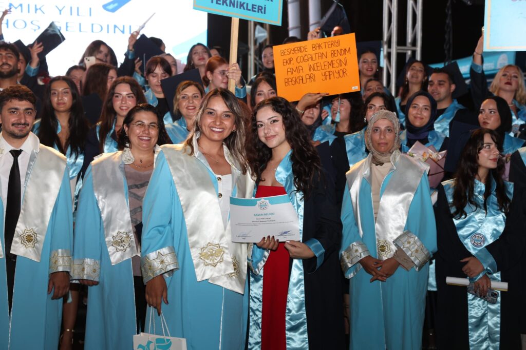 ALKUNUN 10. YILINDA MEZUNIYET COSKUSU 8 - Mega TV