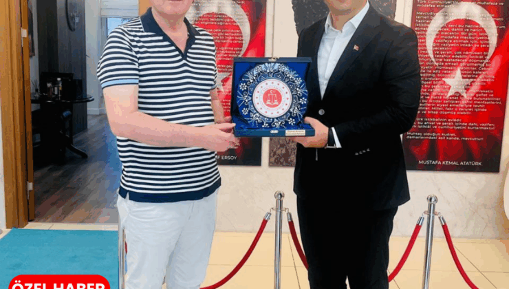 Pendik’te Nezaket Ziyareti: Kaymakam Adem Yıldız’dan Cumhuriyet Başsavcısı Tarık Korkmaz’a Ziyaret