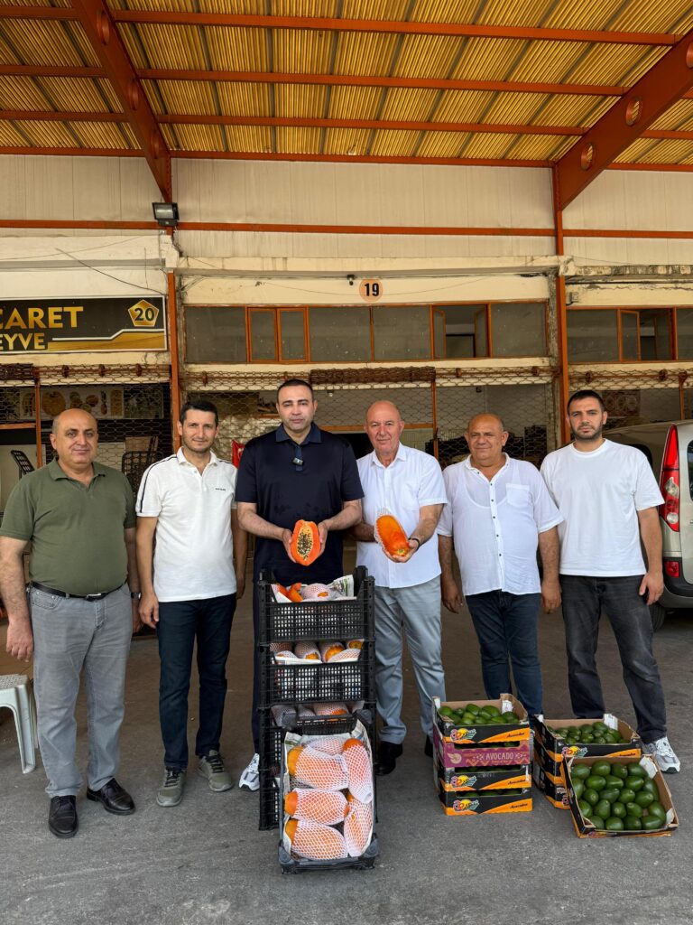 Milletvekili Aykut Kaya’dan Alanya Merkez Hali’ne Ziyaret: “Çiftçimizin Sesi Olmaya Devam Edeceğiz” - Mega TV WhatsApp Image 2025 06 13 at 15.12.55 - Mega TV