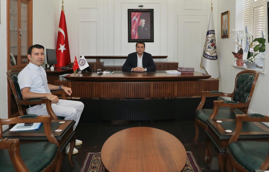 Başhekimden Yeni Kaymakama Ziyaret - Mega TV WhatsApp Image 2025 06 30 at 15.49.57 - Mega TV