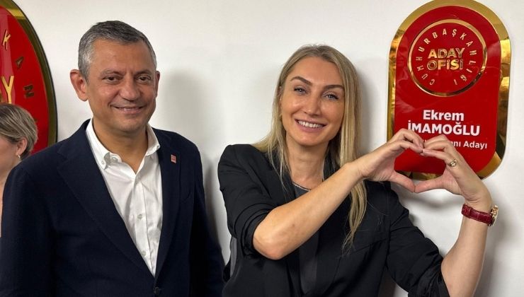 CHP Genel Başkanı Özgür Özel ile İstanbul Büyükşehir Belediye Başkanı Ekrem İmamoğlu’nun eşi Dilek Kaya İmamoğlu, Ekrem İmamoğlu için hazırlanan özel odayı birlikte ziyaret etti.