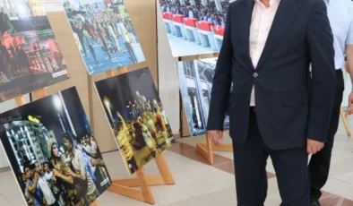 ALKÜ’DE 15 TEMMUZ KONFERANSI VE FOTOĞRAF SERGİSİ DÜZENLENDİ