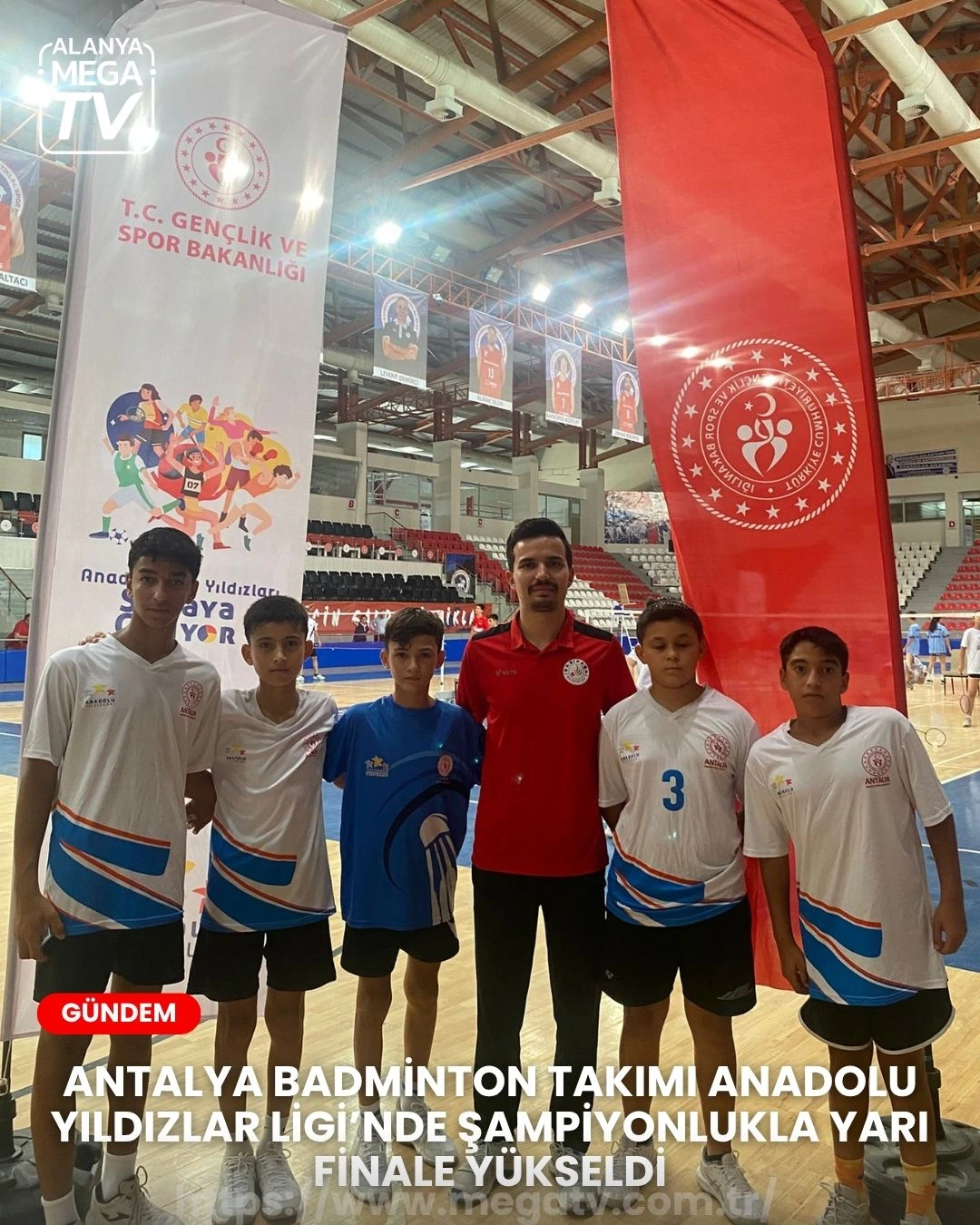 Antalya Badminton Takımı Anadolu Yıldızlar Ligi’nde Şampiyonlukla Yarı Finale Yükseldi