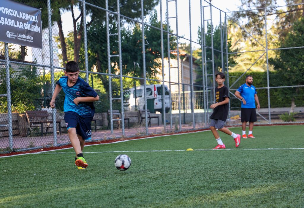 Futbol Akademisinde yeni sezon basladi 6 - Mega TV