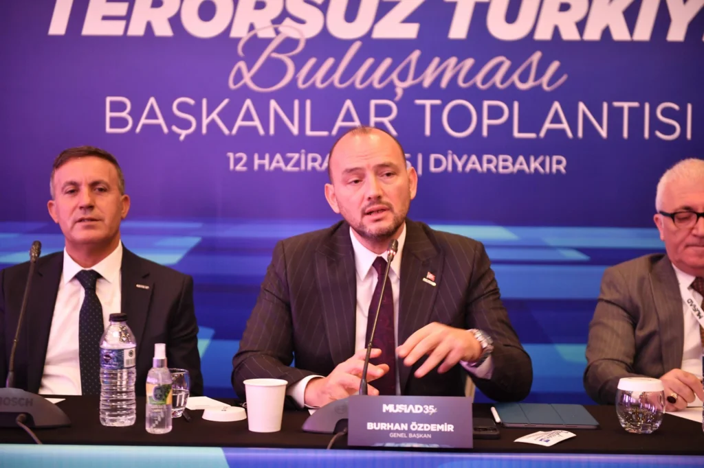 MÜSİAD’DAN TERÖRSÜZ TÜRKİYE’YE TARİHİ ADIM: KALKINMA, KARDEŞLİK VE UMUT İÇİN YENİ BİR VİZYON - Mega TV WhatsApp Image 2025 07 17 at 20.59.29 - Mega TV