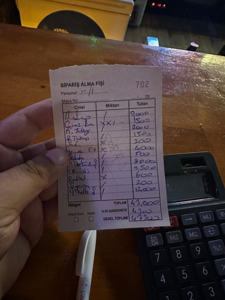 Turizmi Böyle mi Koruyacağız? Şinanay’da 43.000 TL’lik Fiş Şoku! - Mega TV WhatsApp Image 2025 07 29 at 12.04.08 1 - Mega TV