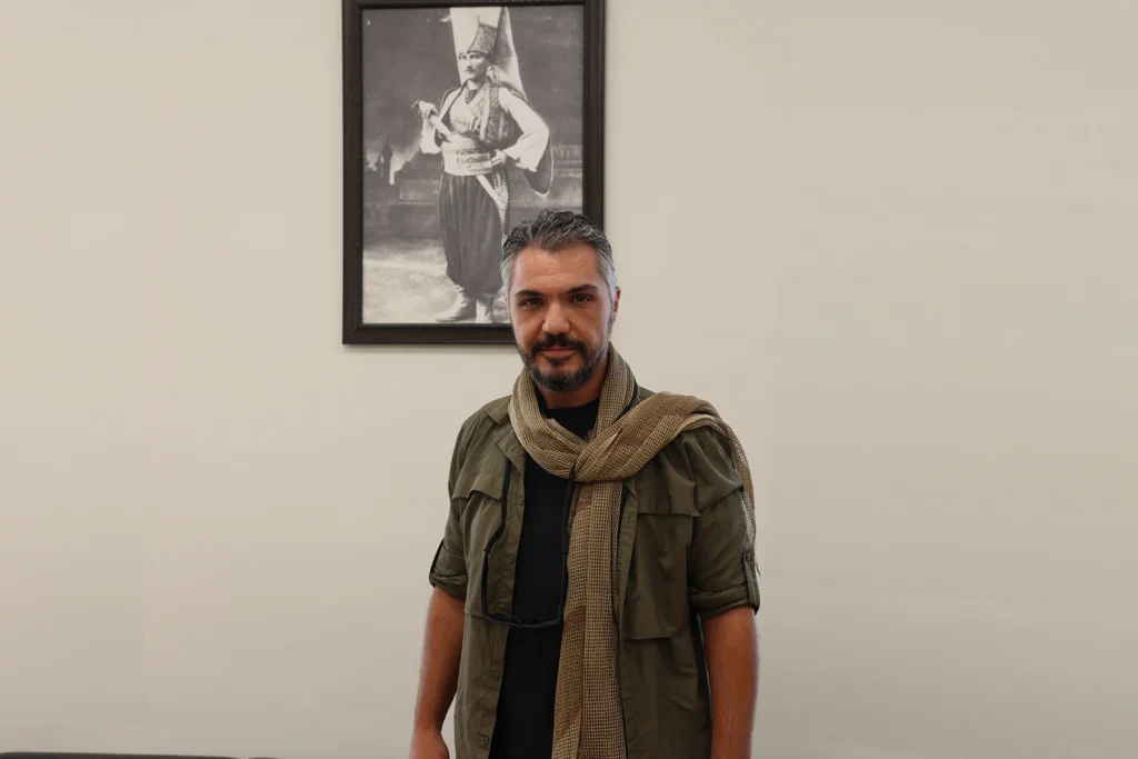 Antik Kentlerde Ziyaretçi Bilinci Uyarısı: Kültürel Miras ve Doğal Denge Tehlikede - Mega TV ANTIK KENTLERDE ZIYARETCI BILINCI UYARISI KULTUREL MIRAS VE DOGAL DENGE TEHLIKEDE 1 - Mega TV