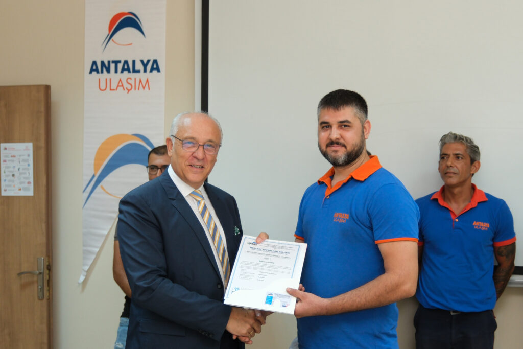 Antalya tramvaylarinin bakim onarimlari emin ellerde yapiliyor 2 - Mega TV