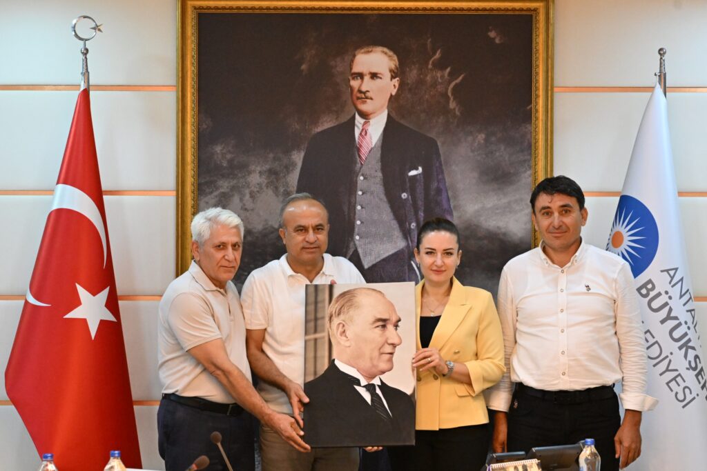 Baskan Vekili Ozdemir STK ve muhtarlar ziyaret 4 - Mega TV