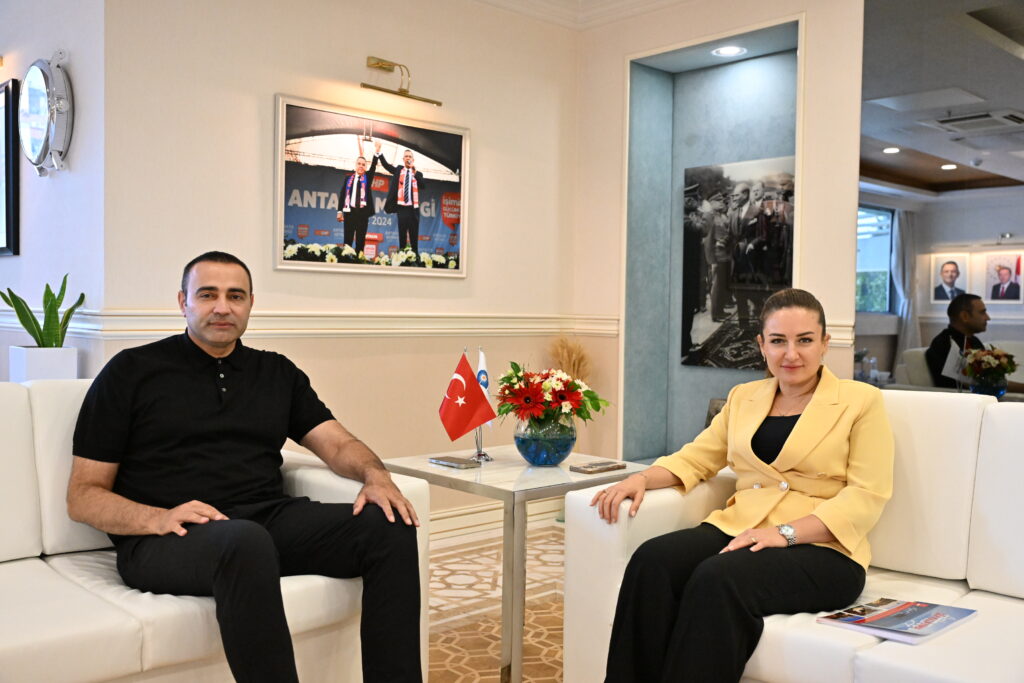 Baskan Vekili Ozdemir STK ve muhtarlar ziyaret 6 - Mega TV
